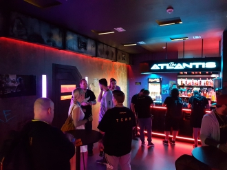 https://www.worldofcyberpunk.de/media/content/gamescom_2018_04_s.jpg